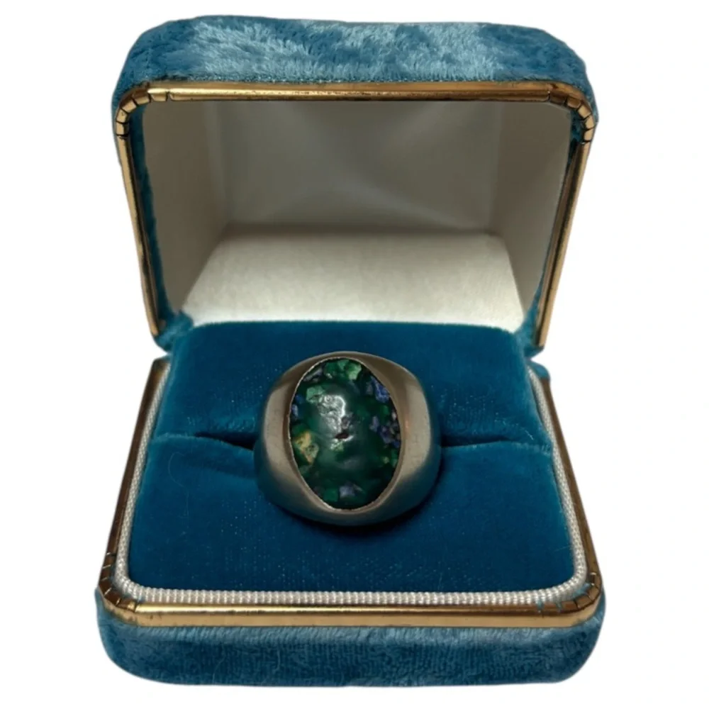 Vintage men’s ring